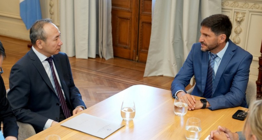 Pullaro y el embajador chino Wang Wei encabezaron un encuentro con empresarios para fortalecer la vinculación comercial con China