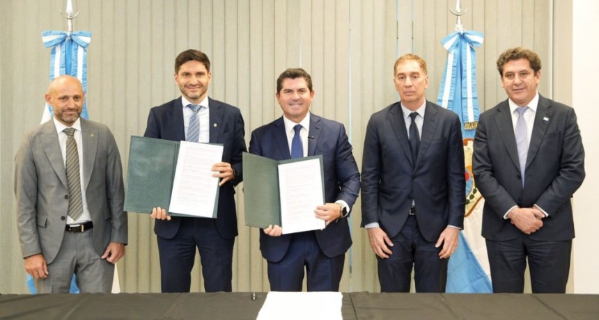 Pullaro firm&oacute; un convenio con San Juan y busca posicionar a Santa Fe como socio industrial del boom minero argentino