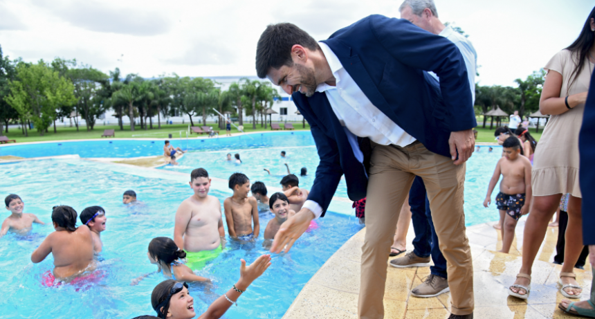Pullaro puso en marcha las Escuelas de Verano para 34 mil chicos de la provincia