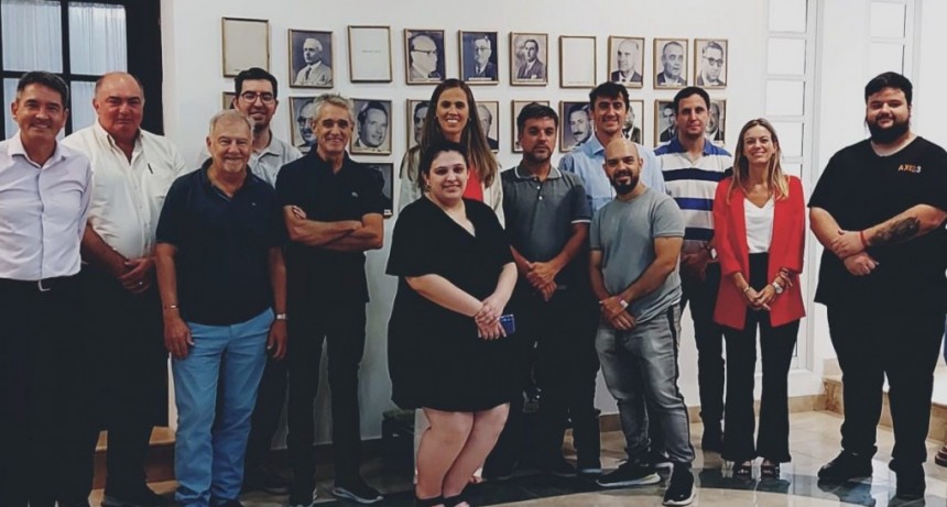 La Municipalidad mantuvo una reuni&oacute;n de trabajo con integrantes de la Uni&oacute;n Industrial de Santa Fe