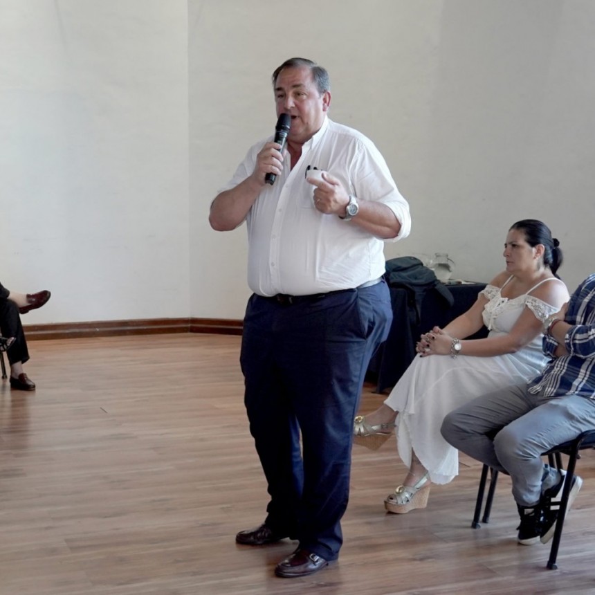 Juan Pablo Poletti se reuni&oacute; con representantes de m&aacute;s de 60 vecinales de la ciudad de Santa Fe