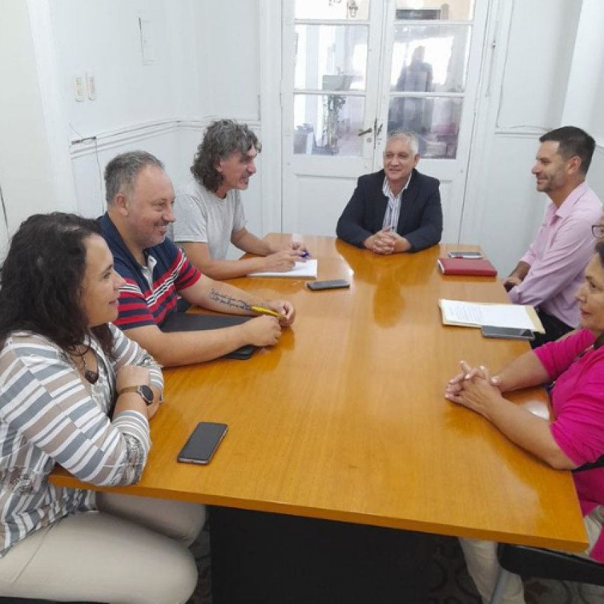 Sauce Viejo: Mario Papaleo se reuni&oacute; con autoridades del Ministerio de Salud