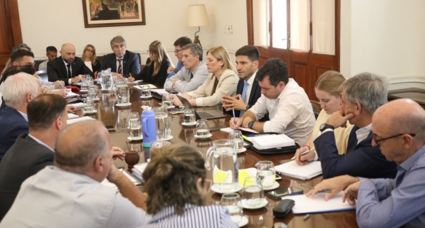 Provincia contin&uacute;a con las gestiones ante Naci&oacute;n para proteger a la producci&oacute;n santafesina
