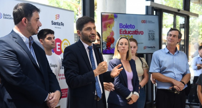 Maximiliano Pullaro present&oacute; el Boleto Educativo 2024