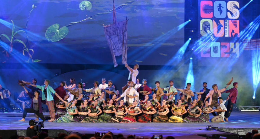 Santa Fe brill&oacute; en el escenario del Festival de Cosqu&iacute;n