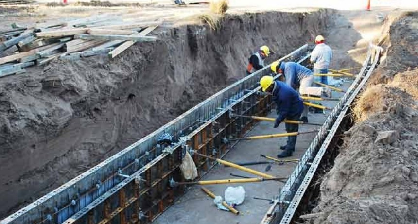 Provincia licita una importante obra de desag&uuml;es pluviales para Esperanza