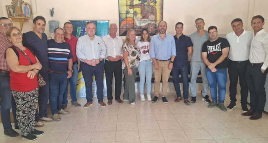 La Provincia entreg&oacute; un digitalizador de im&aacute;genes de &uacute;ltima generaci&oacute;n al Hospital Dr. Gim&eacute;nez de Suardi