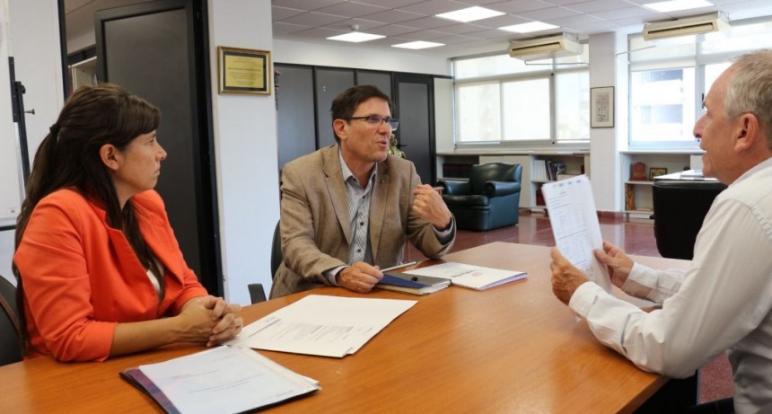 Educaci&oacute;n: gestiones de Goity ante el Gobierno Nacional