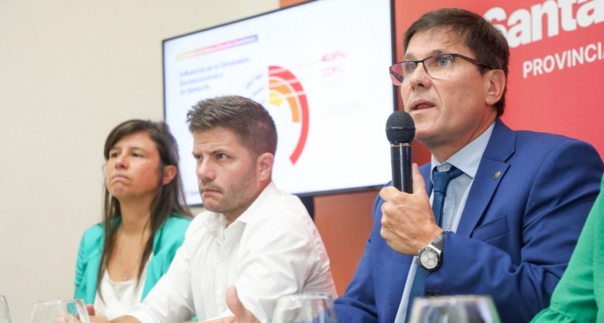 El Gobierno provincial convoc&oacute; a un Acuerdo Santafesino por la Alfabetizaci&oacute;n