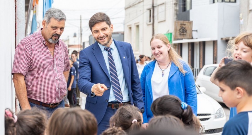 Pullaro en Coronda: &ldquo;Mientras sea gobernador a ning&uacute;n santafesino le va a faltar el alimento&rdquo;