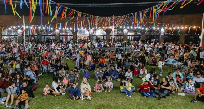 M&aacute;s de 50 mil personas disfrutaron de los carnavales en espacios culturales de la Provincia