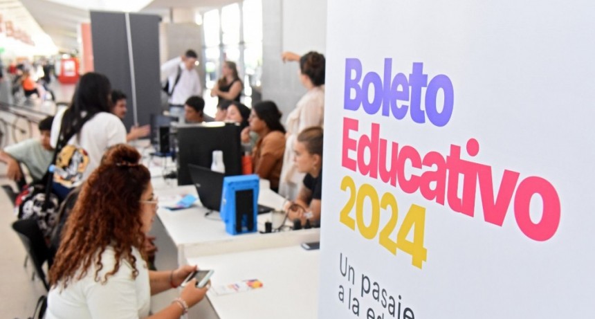 A un mes de su lanzamiento, el Boleto Educativo 2024 super&oacute; los 200 mil inscriptos
