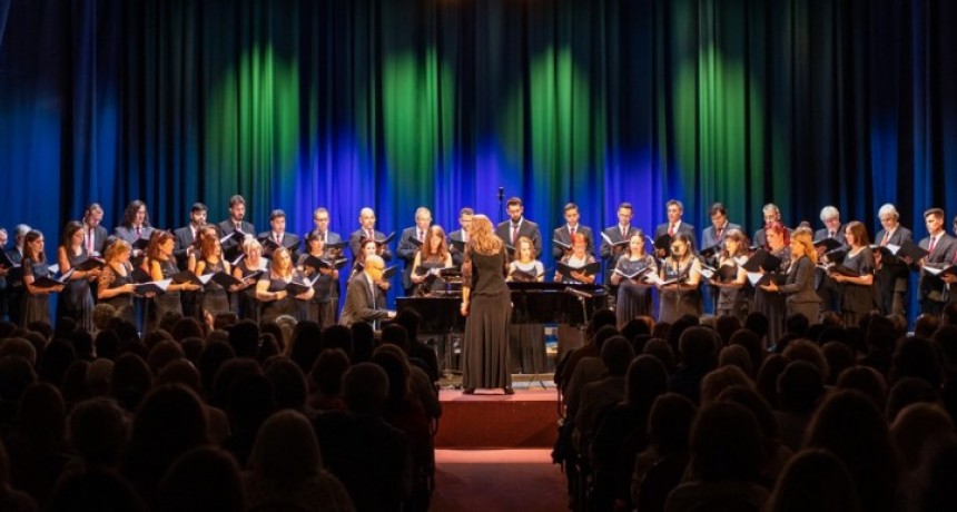 El Coro Polif&oacute;nico Provincial inicia su temporada 2024 en el Teatro Municipal