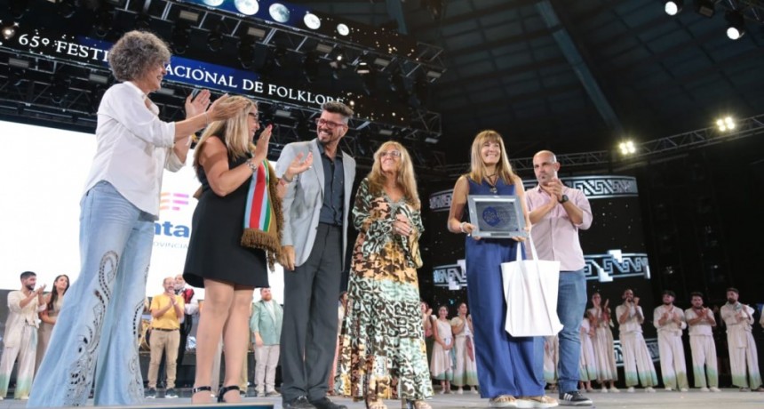 Rueda: &ldquo;Tenemos la decisi&oacute;n pol&iacute;tica, encabezada por el gobernador Maximiliano Pullaro, de continuar con las pol&iacute;ticas culturales&rdquo;