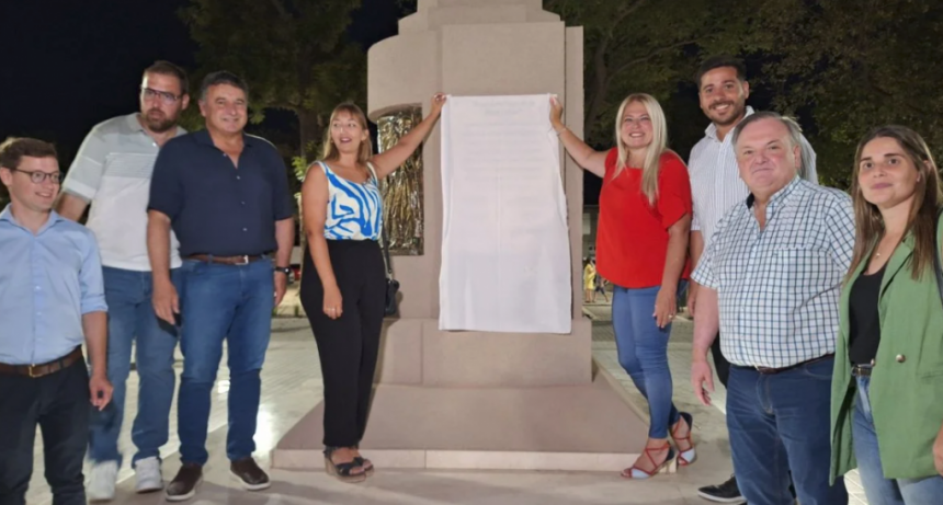 A partir del trabajo mancomunado entre Municipio y Provincia Ceres inaugur&oacute; la nueva Plaza Col&oacute;n