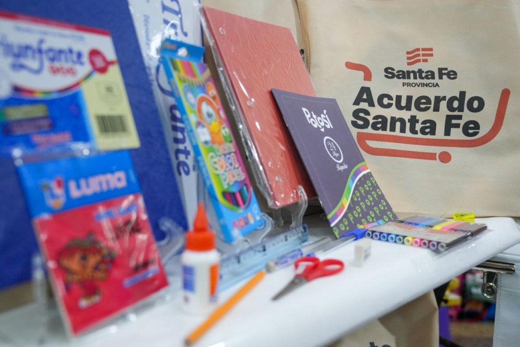 “Equipate para el cole”: qué contiene el kit escolar qué Provincia acordó para facilitar la compra de útiles y fortalecer el comercio local
