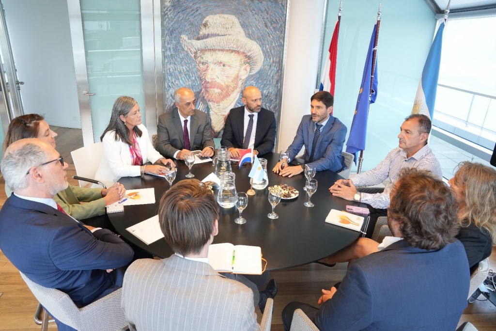 Pullaro y Puccini juegan fuerte: Santa Fe quiere protagonismo en la Hidrovía