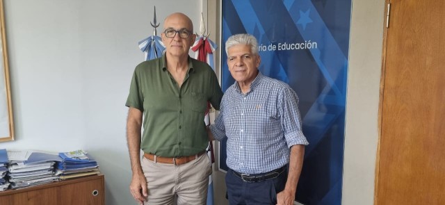 El senador Baucero recibió al secretario de Educación Víctor Debloc