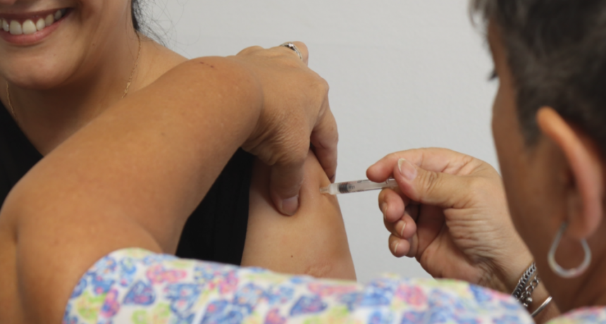 La Provincia comenz&oacute; a aplicar la vacuna antigripal a la poblaci&oacute;n general