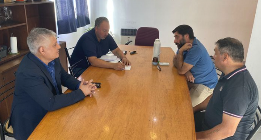 Sauce Viejo: reuni&oacute;n con la empresa Luminet para la prestaci&oacute;n de servicios de internet