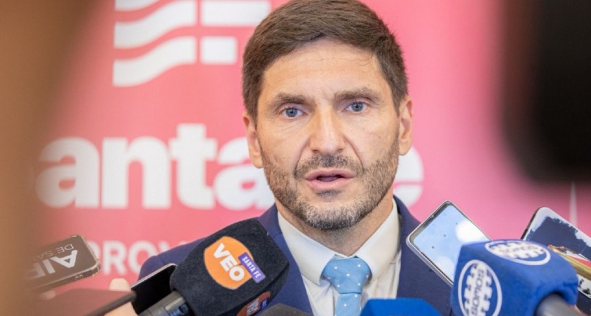 Pullaro reduce gastos y apuesta a la eficiencia