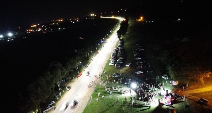 Pullaro inaugur&oacute; el nuevo sistema de iluminaci&oacute;n en el acceso norte de Ruta 1 en Cayast&aacute; 