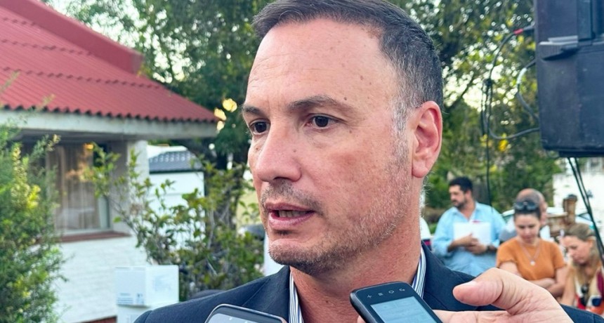 Enrico: &ldquo;Jam&aacute;s en la historia del pa&iacute;s se tom&oacute; una decisi&oacute;n semejante&rdquo;