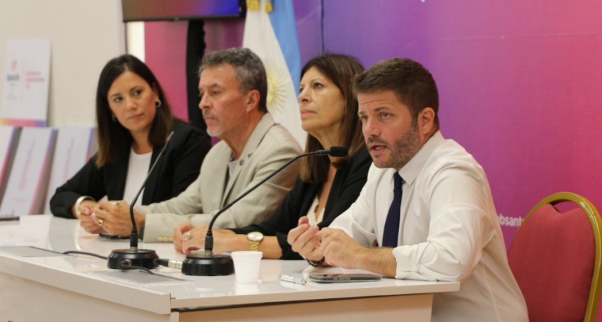 Provincia invierte m&aacute;s de $ 992 millones en 63 localidades para mejorar la circulaci&oacute;n vial