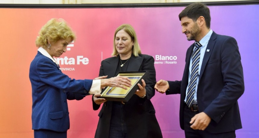 El gobernador otorg&oacute; un reconocimiento a la trayectoria de la jueza Mar&iacute;a Ang&eacute;lica Gastaldi