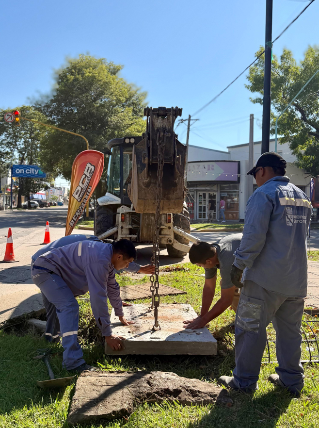 Santo Tom&eacute;: la Municipalidad realiza tareas de mantenimiento de desag&uuml;es pluviales en distintos puntos de la ciudad