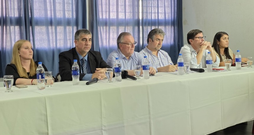 Felipe Michlig: &ldquo;Son momentos de consternaci&oacute;n, de acompa&ntilde;amiento y de contenci&oacute;n&rdquo;