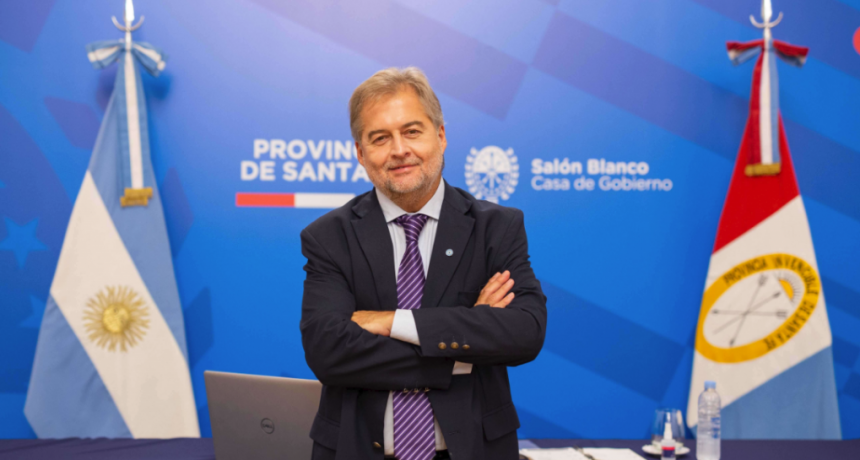 Roberto Mirabella lanza su libro &ldquo;Defendamos Santa Fe&rdquo;