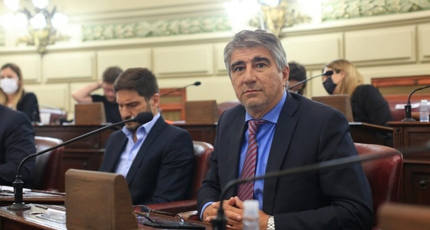 Fabi&aacute;n Bastia sobre el &ldquo;Frente de Frentes&rdquo;: &ldquo;La foto de Vera es un conglomerado de rosqueros&rdquo;