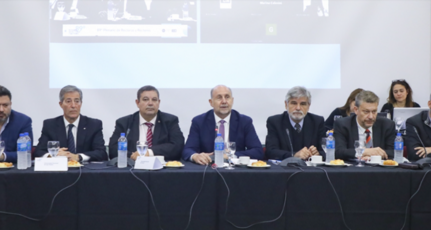 Perotti particip&oacute; del 89&deg; Plenario de Rectoras y Rectores en la ciudad de Santa Fe