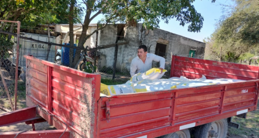 La Provincia entreg&oacute; un aporte no reintegrable para asistir a peque&ntilde;os productores afectados por la sequ&iacute;a en el norte santafesino