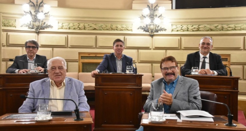 Senadores Justicialistas de la Provincia acompa&ntilde;an la marcha federal por la defensa de la educaci&oacute;n p&uacute;blica, la ciencia y el sistema universitario nacional