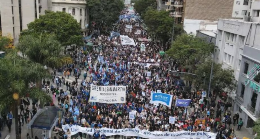 Marcha Universitaria Federal: cr&oacute;nica de una movilizaci&oacute;n de estudiantes para defender la educaci&oacute;n p&uacute;blica