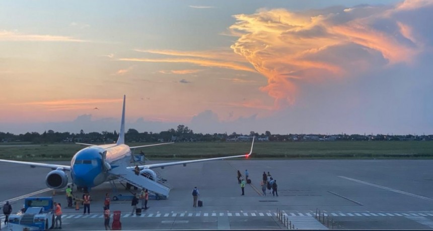 El Aeropuerto de Rosario recupera la conexi&oacute;n a Ezeiza