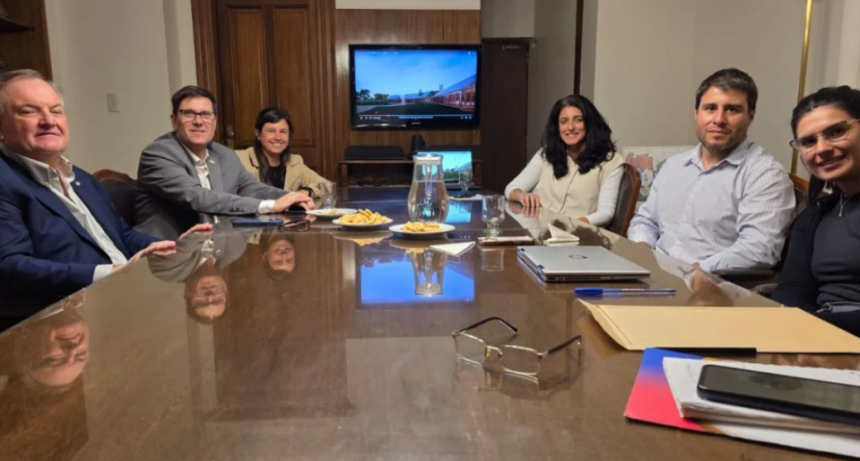 El Ministerio de Educaci&oacute;n ya cuenta con el anteproyecto de la Planta Campamentil -modelo- en Laguna La Verde