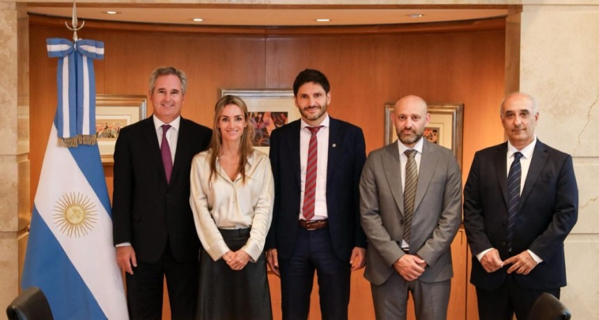 Pullaro llev&oacute; al canciller Quirno un documento en defensa de la producci&oacute;n santafesina de biodi&eacute;sel