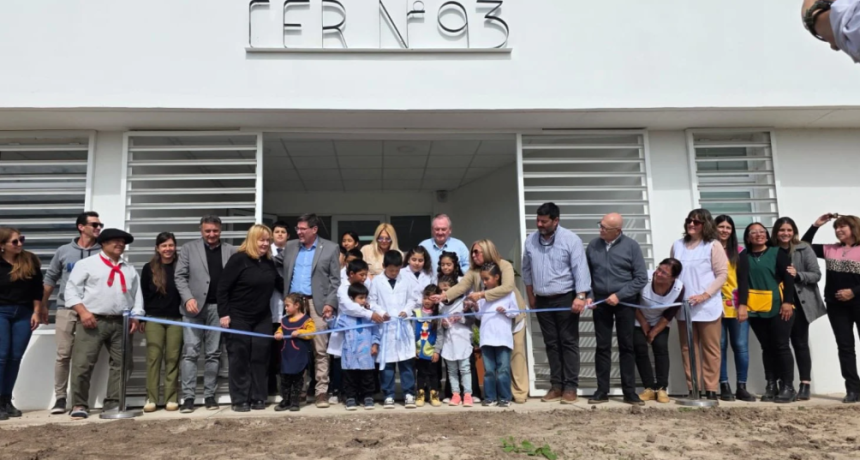 En un &ldquo;hecho hist&oacute;rico&rdquo; qued&oacute; inaugurado el nuevo edificio de la Esc. Rural N&deg; 93 &ldquo;La Emilia&rdquo; con una inversi&oacute;n Provincial de $251 millones