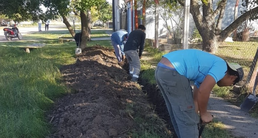 San Crist&oacute;bal: iniciaron las obras de cloacas en barrio Mariano Moreno