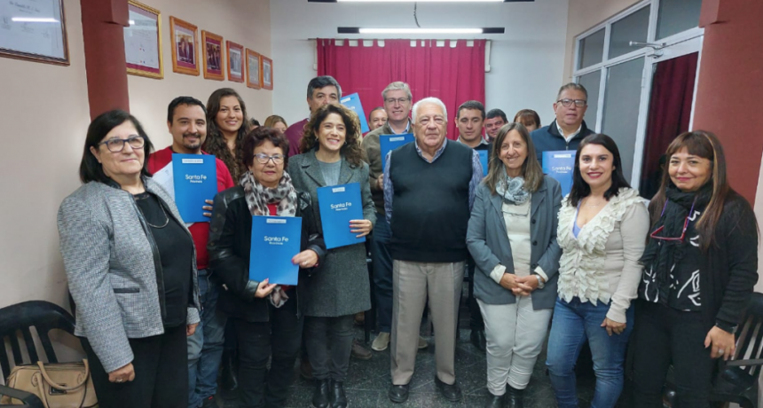 La Provincia firm&oacute; convenios por m&aacute;s de $257.000.000 con departamento del norte santafesino