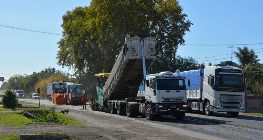 Vialidad Nacional contin&uacute;a con los arreglos de Ruta 33 en Chab&aacute;s