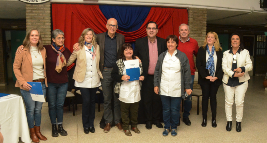 La Provincia entreg&oacute; aportes por m&aacute;s de 20 millones de pesos a escuelas del norte santafesino