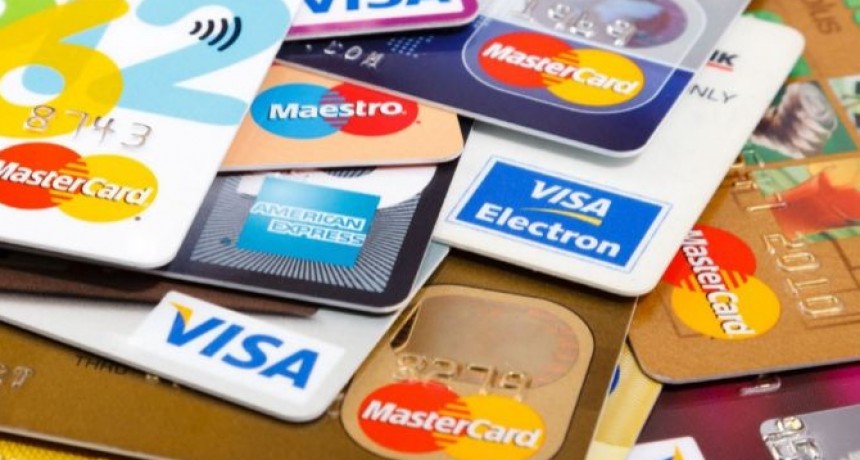 Econom&iacute;a incrementa los l&iacute;mites de compra en cuotas con tarjetas de cr&eacute;dito