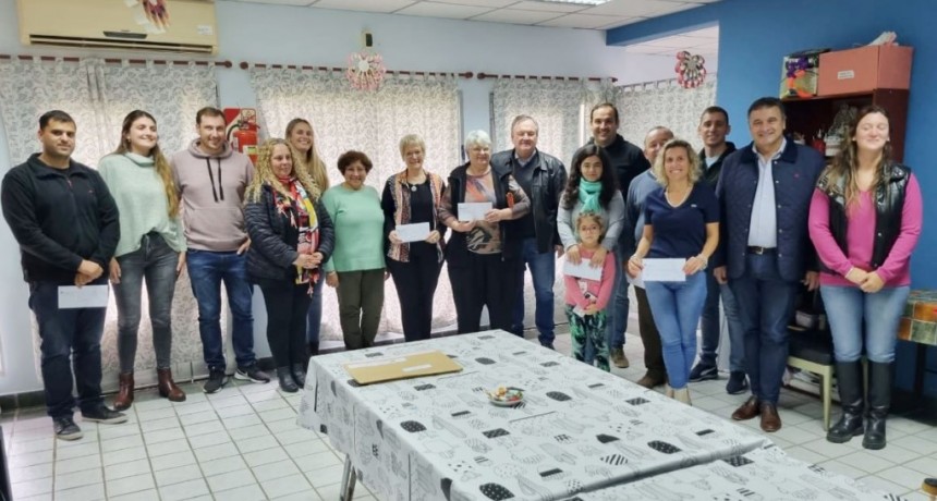 El Senador Michlig y el Diputado Gonz&aacute;lez visitaron Arruf&oacute;, Villa Trinidad y La Cabral