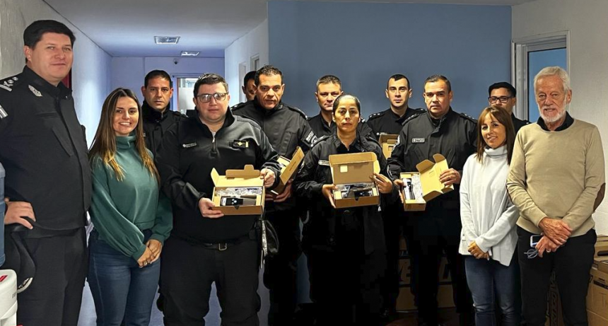 La Provincia entregó nuevos alómetros a la Policía de Seguridad Vial para mejorar las tareas de control