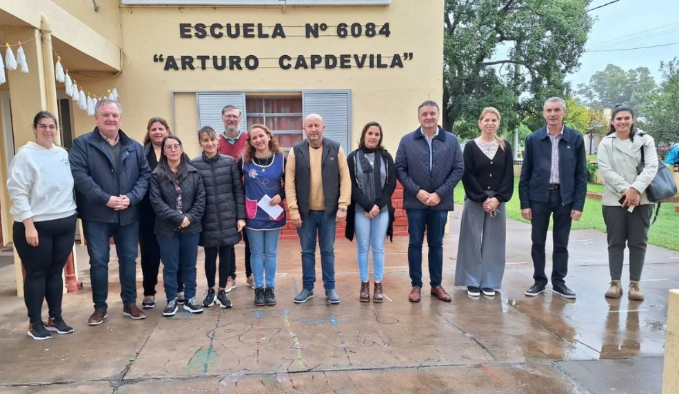 Michlig y González visitaron instituciones educativas y deportivas de Villa Trinidad, Col. Bossi y Ambrosetti