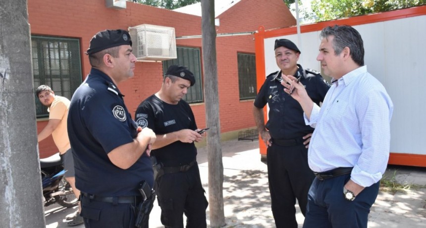 Intervenci&oacute;n Barrial Focalizada: Provincia asiste a m&aacute;s de 850 familias de dos barrios de Rosario